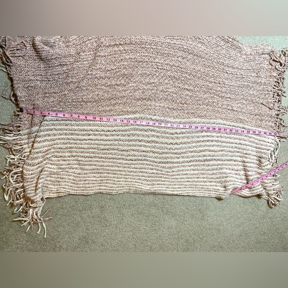 Raj Cream and Pink Knit Poncho Sweater Women One Size - Picture 5 of 6
